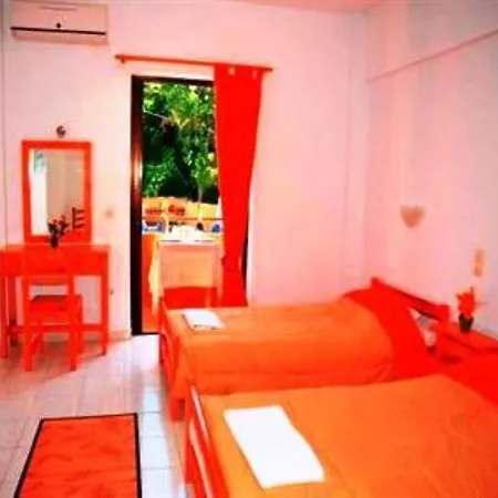 Hotel Lavrion 2*